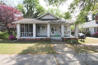 207 Leak Ave, Wadesboro, NC 28170