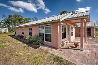 160 W Bay St, Englewood, FL 34223