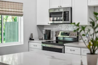 3811 Arelia Dr S, Delray Beach, FL 33445