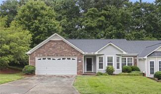 110 Miller Pointe Dr, Winston Salem, NC 27106