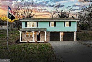 121 E Prospect St, Red Lion, PA 17356