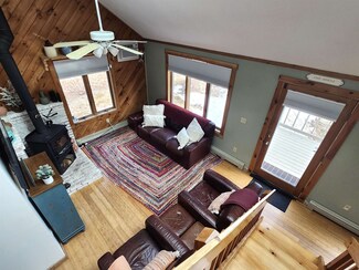 22 Court St, Campton, NH 03223
