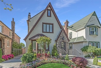 148-03 9th Ave, Flushing, NY 11357