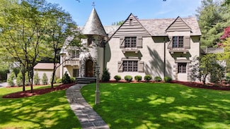 15 Franklin Rd, Scarsdale, NY 10583