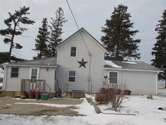 5074 County Road Q, Highland, WI 53543
