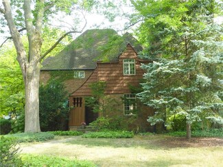 15681 Wyatt Rd, Cleveland, OH 44112