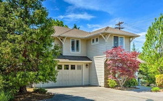 3580 Cherry Ln, Medford, OR 97504