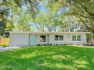 10441 Greenhaven Dr, Jacksonville, FL 32246