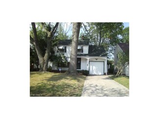 19915 Shakerwood Rd, Warrensville Heights, OH 44122