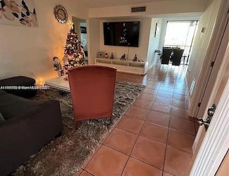 8600 SW 133rd Ave Rd Unit 423, Miami, FL 33183