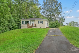 443 Gary Hills Dr, Clarksville, TN 37043