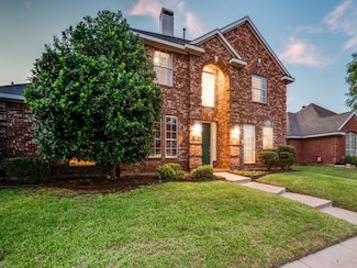 1013 Stanford Ln, Lewisville, TX 75067