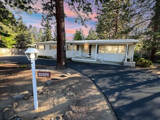 60925 Aspen Dr, Bend, OR 97702
