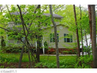 3525 Baxter Rd, Winston Salem, NC 27107