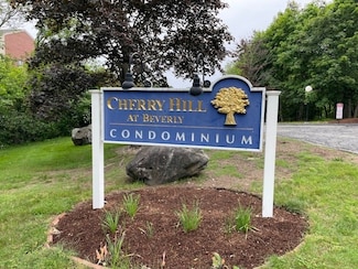 4 Duck Pond Rd Unit 219, Beverly, MA 01915