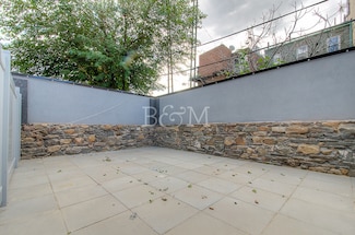 95 Kingsland Ave Unit 1R, Brooklyn, NY 11222
