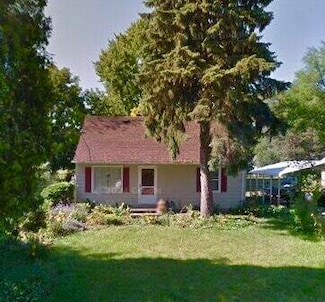 945 Brad St, Lansing, MI 48911