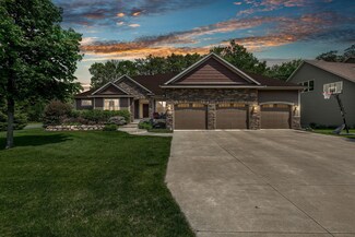 2647 103rd Ct NE, Minneapolis, MN 55449