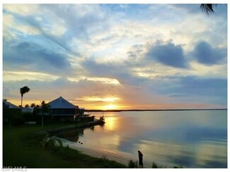 117 Smallwood Dr Unit 12-A, Chokoloskee, FL 34138
