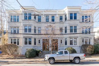 30 Kilsyth Rd Unit 3, Brookline, MA 02445