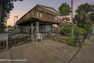 14904 Old Dixie Hwy, Hudson, FL 34667