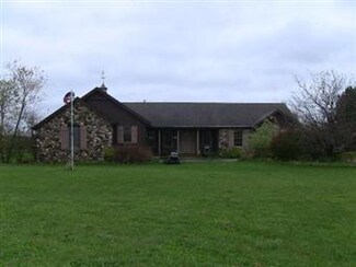 21915 107th St, Bristol, WI 53104