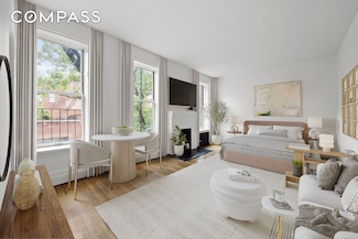 10 Bethune St Unit 2B, New York, NY 10014