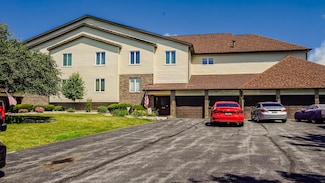 5065 Spinnaker Ln Unit D, Crown Point, IN 46307