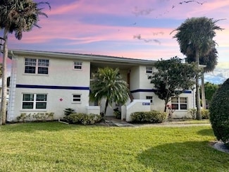 1516 SE Royal Green Cir Unit 202, Port Saint Lucie, FL 34952