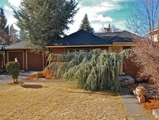 925 NE 9th St, Bend, OR 97701