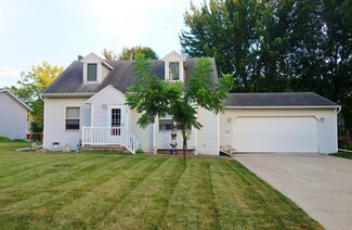 725 Mineral Springs Rd, Owatonna, MN 55060