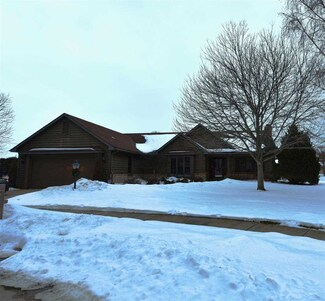 1402 Elmherst Ct, Goshen, IN 46526