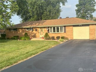 221 Jamaica Rd, Franklin, OH 45005