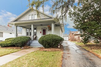 1130 Bellevue Ave, Elgin, IL 60120