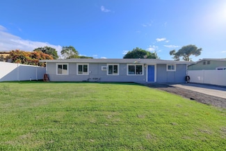 144 E Lipoa St, Kihei, HI 96753