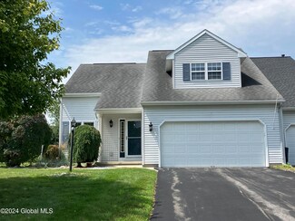 51A Raylinsky Ln, Mechanicville, NY 12118