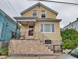 19 Aetna St, Fall River, MA 02724