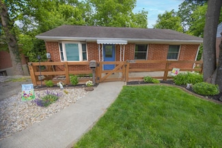 7134 Clovernoll Dr, Cincinnati, OH 45231