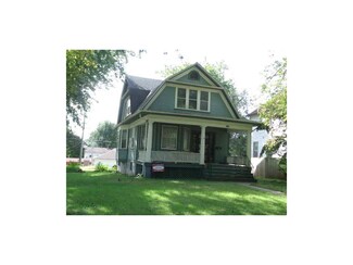 1823 South St, Lexington, MO 64067