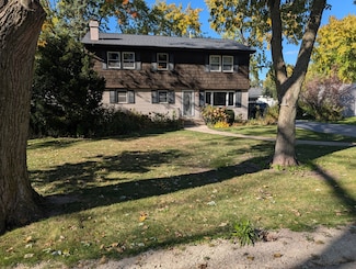 342 Sunrise Ave, Willowbrook, IL 60527