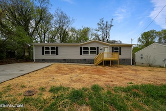 815 Valley Dr, Knoxville, TN 37920