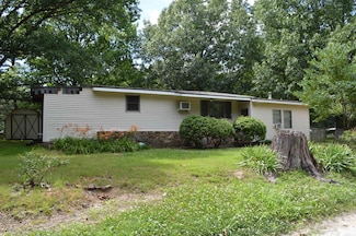 8661 Northwood Ln, Harrisburg, AR 72432