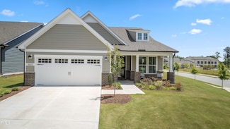 1633 Hillstar St, Fuquay-Varina, NC 27526