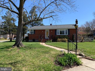305 Cheddington Rd, Linthicum Heights, MD 21090