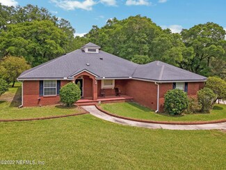 100 Bumpy Rd, Melrose, FL 32666