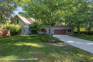 12931 Oneida Woods Trail, Grand Ledge, MI 48837