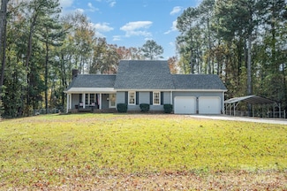 302 Nottingham Way, Wadesboro, NC 28170