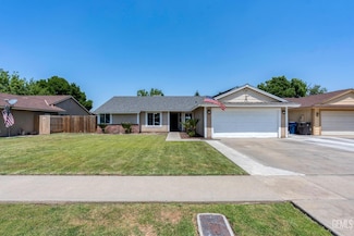 1444 Baywood Ave, Tulare, CA 93274
