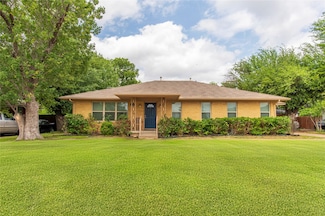 3211 Lockmoor Ln, Dallas, TX 75220