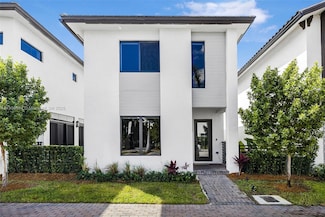 8156 NW 43rd St, Miami, FL 33166